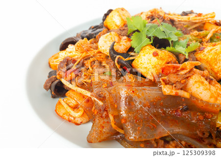 Mala Xiang Guo on White Background 125309398