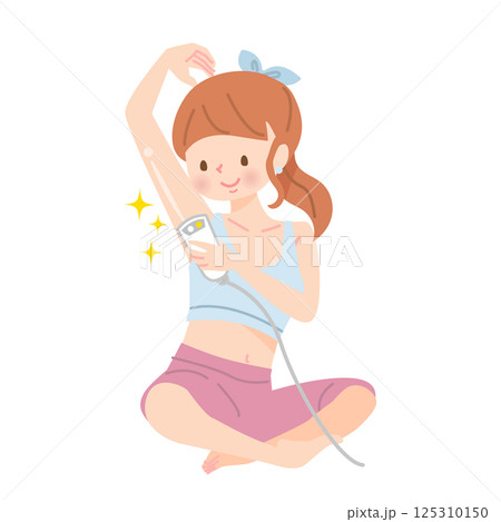 自分で脇毛を脱毛する若い女性 125310150
