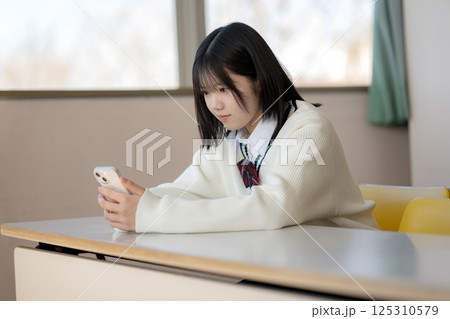 スマホと学生 スマホと学生 125310579