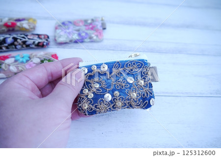 インド刺繍 125312600