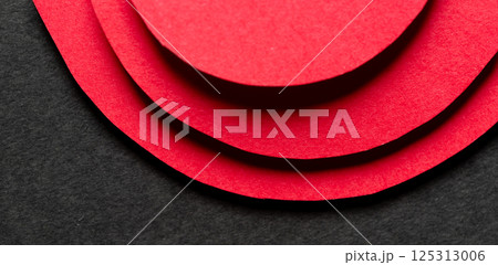 重なる円形の色画用紙の背景 重なる円形の色画用紙の背景 125313006