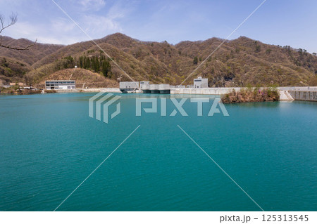 春の八ッ場あがつま湖 群馬県八ッ場ダム 春の八ッ場あがつま湖 群馬県八ッ場ダム 125313545