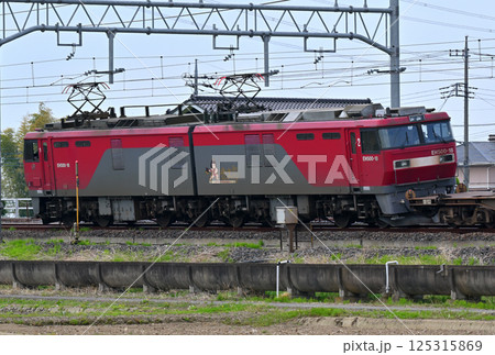 貨物列車を牽引する電気機関車 EH500 貨物列車を牽引する電気機関車 EH500 125315869