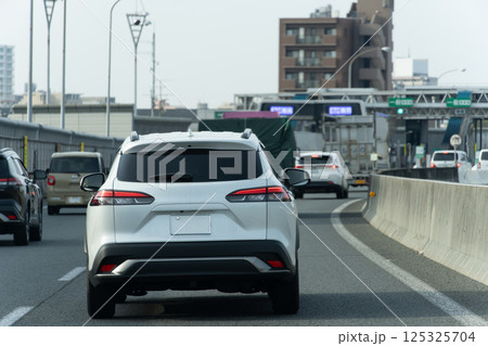 高速道路　走行イメージ 125325704