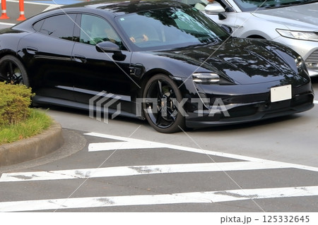 スポーツカー（電気自動車）　イメージ 125332645
