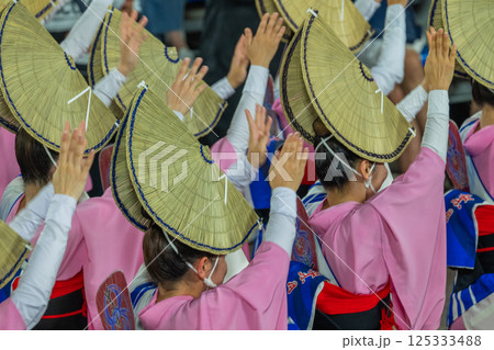 阿波踊りの熱い夜 125333488