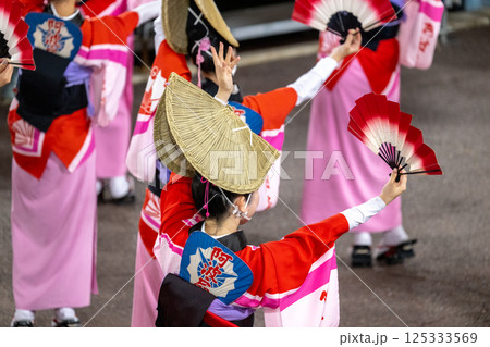 阿波踊りの熱い夜 125333569