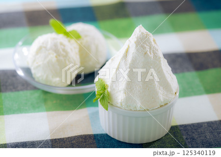 美味しいアイスクリーム 125340119