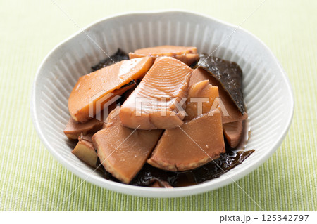 たけのことあらめの煮物 125342797