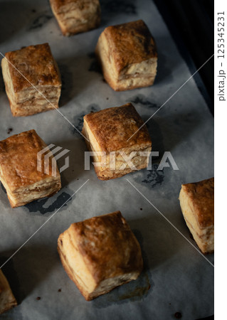 焼きたてスコーン 焼きたてスコーン 125345231