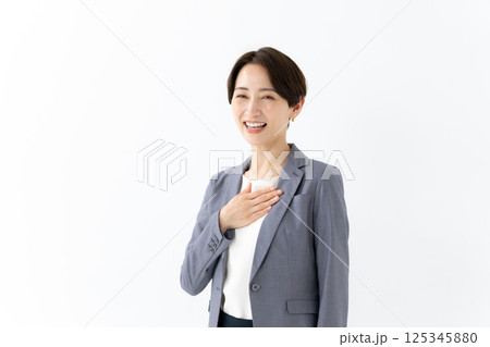 ビジネス 女性 ビジネス 女性 125345880