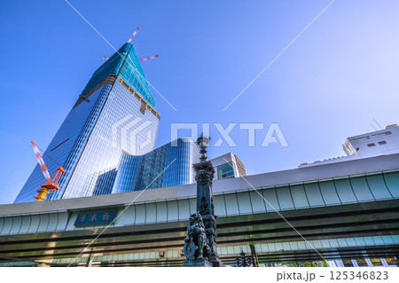 日本の東京都市景観4月21日。日本橋や日本橋一丁目の再開発事業などを望む。新時代に…＝令和7年 125346823