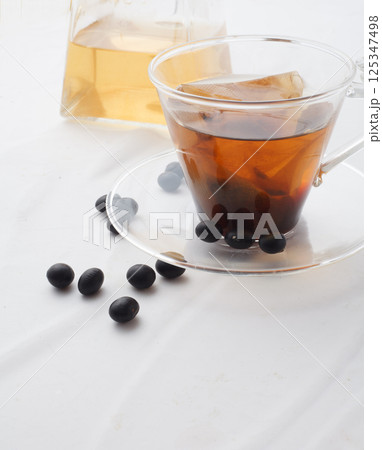 黒豆茶　スタジオ撮影 125347498
