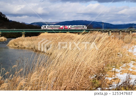 JR釜石線 猿ヶ石川橋梁 JR釜石線 猿ヶ石川橋梁 125347687