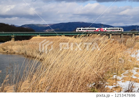 JR釜石線 猿ヶ石川橋梁 JR釜石線 猿ヶ石川橋梁 125347696