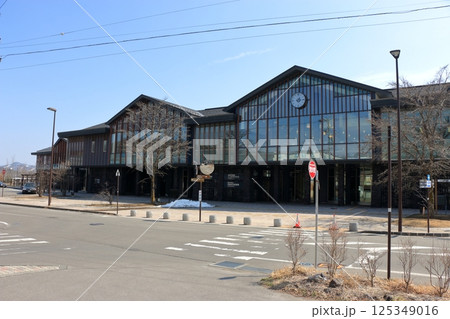 Naka Karuizawa train station in Karuizawa, Nagano prefecture in Japan Naka Karuizawa train station in Karuizawa, Nagano prefecture in Japan 125349016