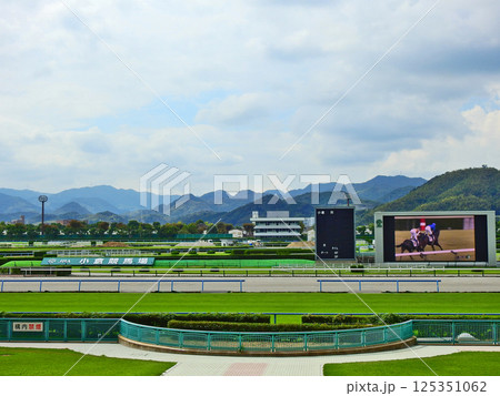 福岡県北九州市にある小倉競馬場 125351062