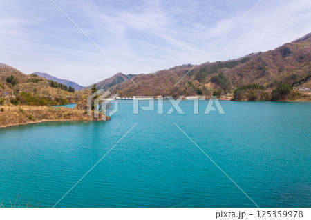 春の八ッ場あがつま湖　群馬県八ッ場ダム 125359978