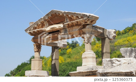 トルコ エフェソス遺跡 125360375