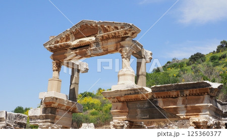 トルコ エフェソス遺跡 トルコ エフェソス遺跡 125360377