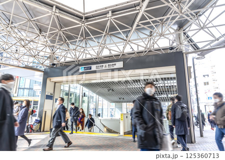 東京の都市風景　恵比寿駅 125360713