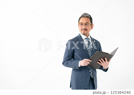 弁護士　コンサルティング 125364240