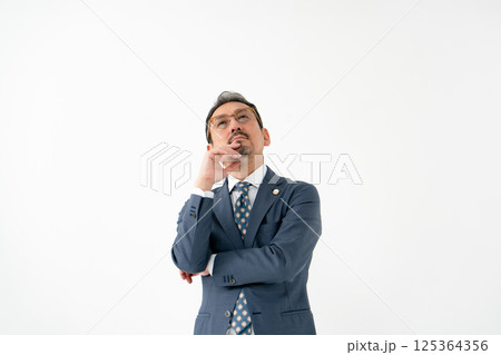弁護士 悩む 弁護士 悩む 125364356