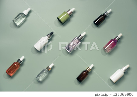 Bottles with serum or oil Bottles with serum or oil 125369900