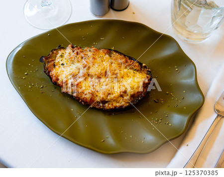 Delicious stuffed eggplant Delicious stuffed eggplant 125370385