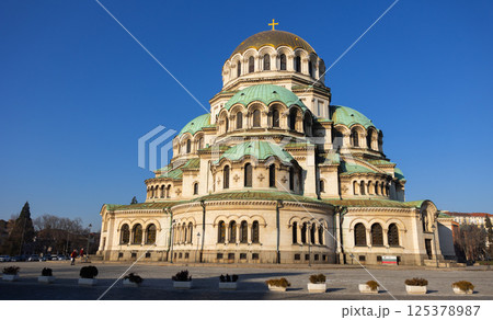 View of the temple, monument to St. Alexander Nevsky 125378987