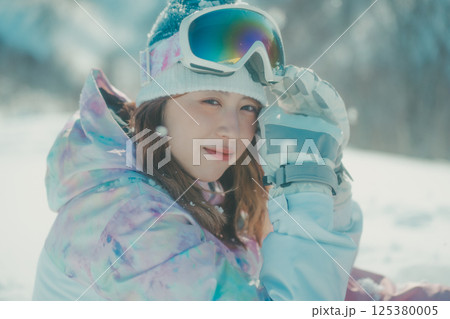 snowboarding 125380005