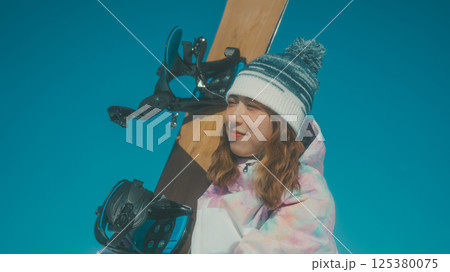 snowboarding snowboarding 125380075