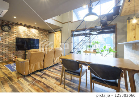 洋風建築 リビング キッチン 洋風建築 リビング キッチン 125382060