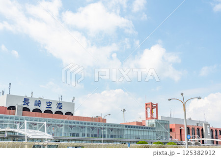 長崎県大村市 晴天の長崎空港 長崎県大村市 晴天の長崎空港 125382912