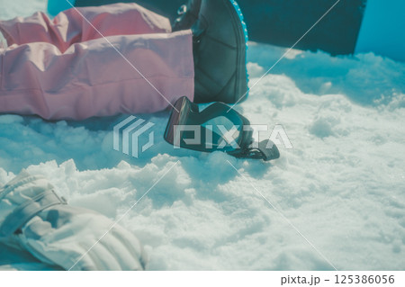 snowboarding snowboarding 125386056