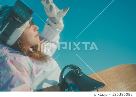 snowboarding snowboarding 125386085