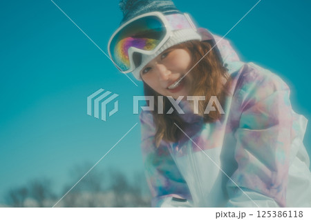 snowboarding snowboarding 125386118
