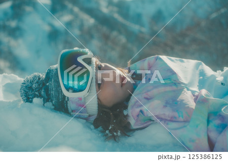 snowboarding snowboarding 125386125
