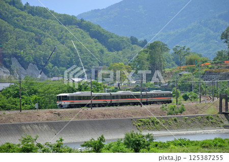 身延線 波高島ー下部温泉 JR東海 373系 F11編成(静岡) ふじかわ 身延線 波高島ー下部温泉 JR東海 373系 F11編成(静岡) ふじかわ 125387255
