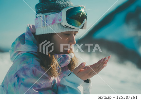 snowboarding snowboarding 125387261