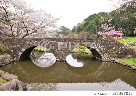 長崎県波佐見町稗ノ尾の眼鏡橋 125387813