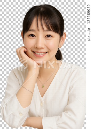 頬杖をつく童顔の女性 125389089