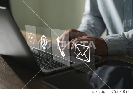 via mobile, email, or chat. Our smart support agent is ready to help with any tech or web issue! 125391055