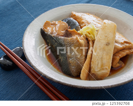 ぶりのあら煮 125392708