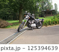 森林ツーリングで休憩 125394639