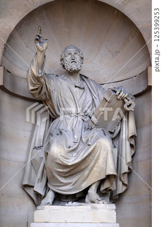 Saint Peter the Apostle, statue on the portal of the Saint Sulpice Church, Paris, France 125399253