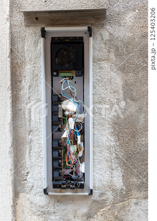 Exposed Wiring in Wall Intercom Panel 125403206