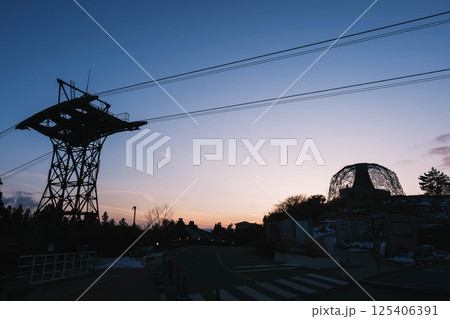 [六甲ガーデンテラス]レトロなロープウェイの塔 125406391