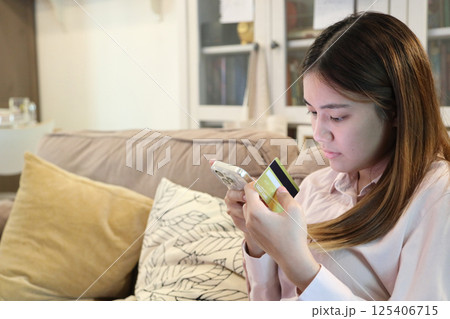 Shopping Online Shopping Online 125406715
