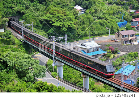 伊豆急行線 伊豆大川-伊豆北川 伊豆急 2100系 R-4編成 黒船電車 伊豆急行線 伊豆大川-伊豆北川 伊豆急 2100系 R-4編成 黒船電車 125408241